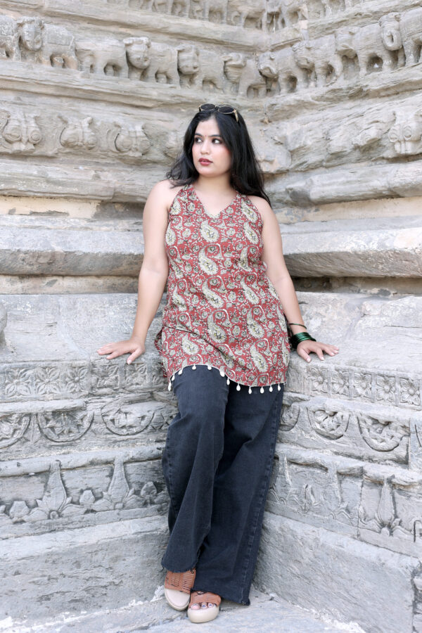 Iknoor maroon print kurti with halter neck