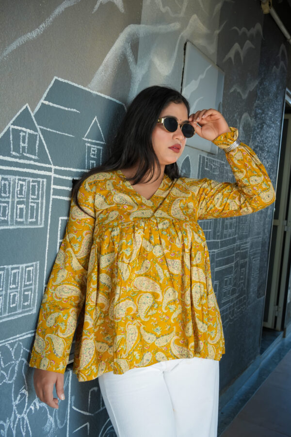 Mustard pumplum full sleeved top