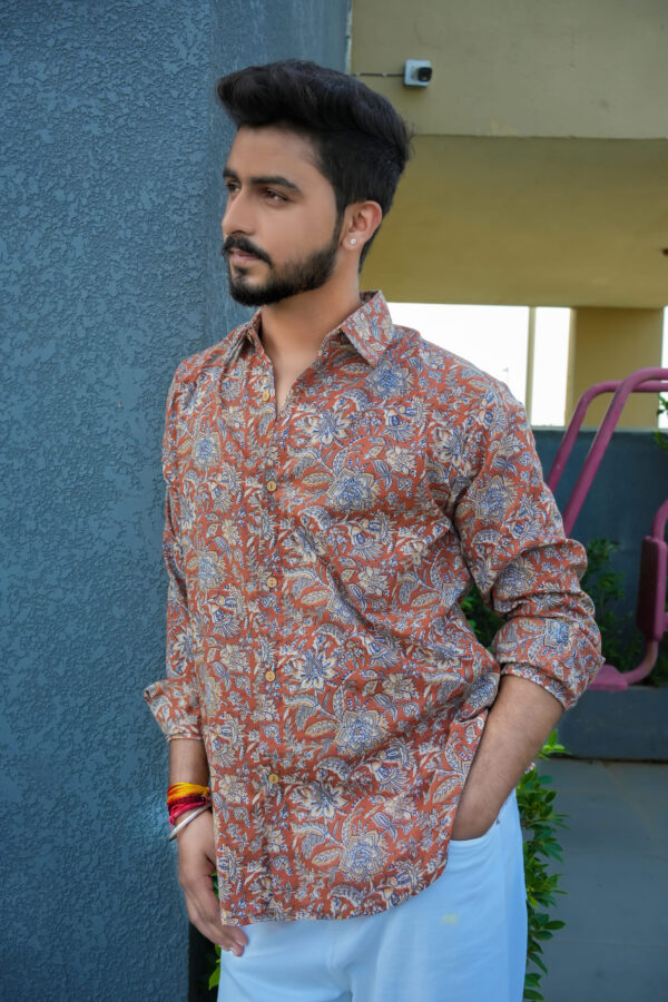 Tha hawa mahal jaipur print full sleevde shirt