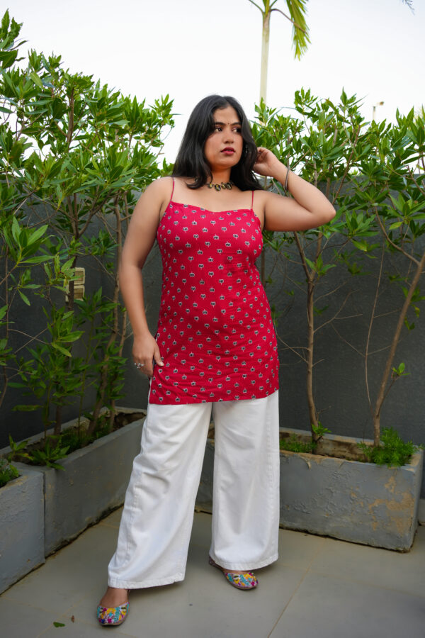 Roohi red print kurti