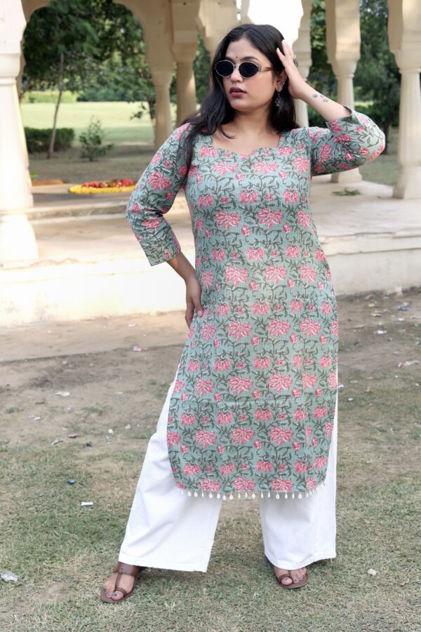 Shabnam katha staight long kurti