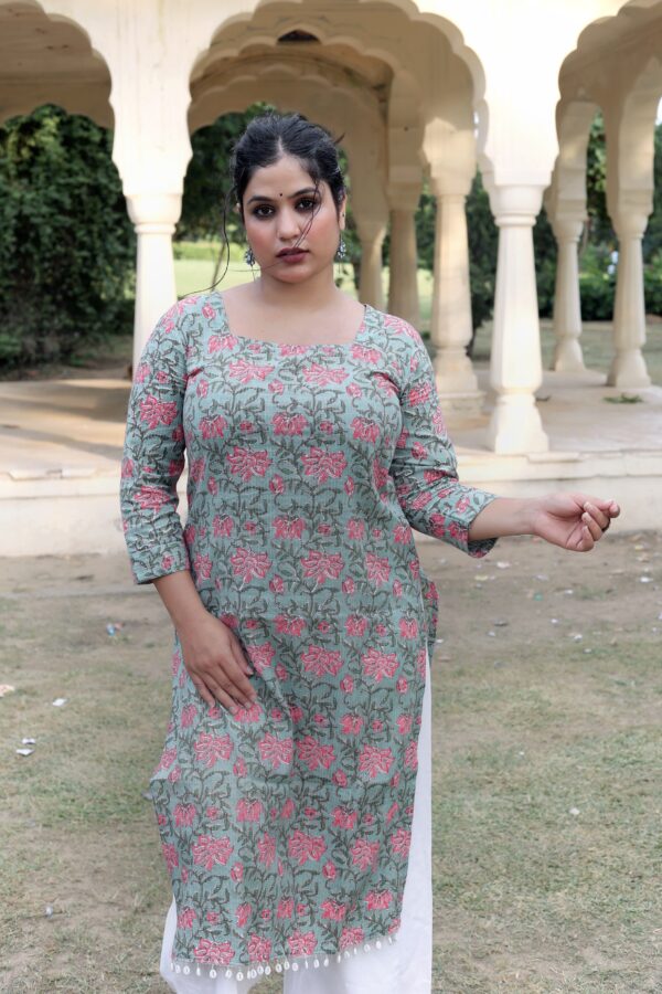 Shabnam katha staight long kurti