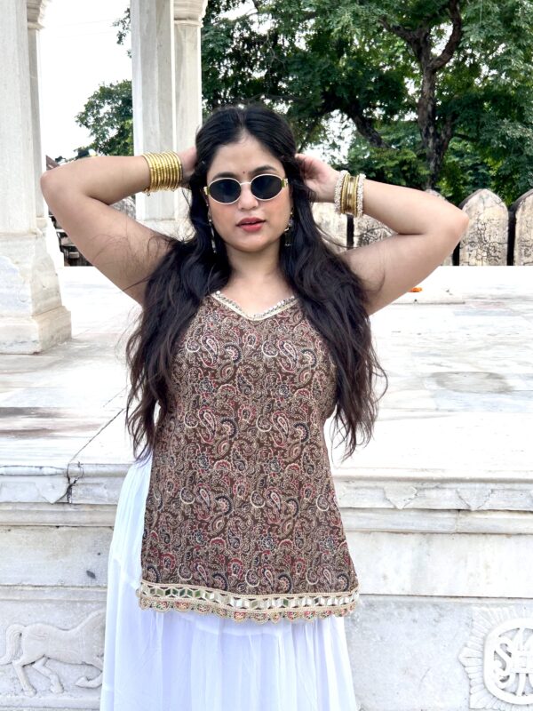 Aafreen azark print kurti